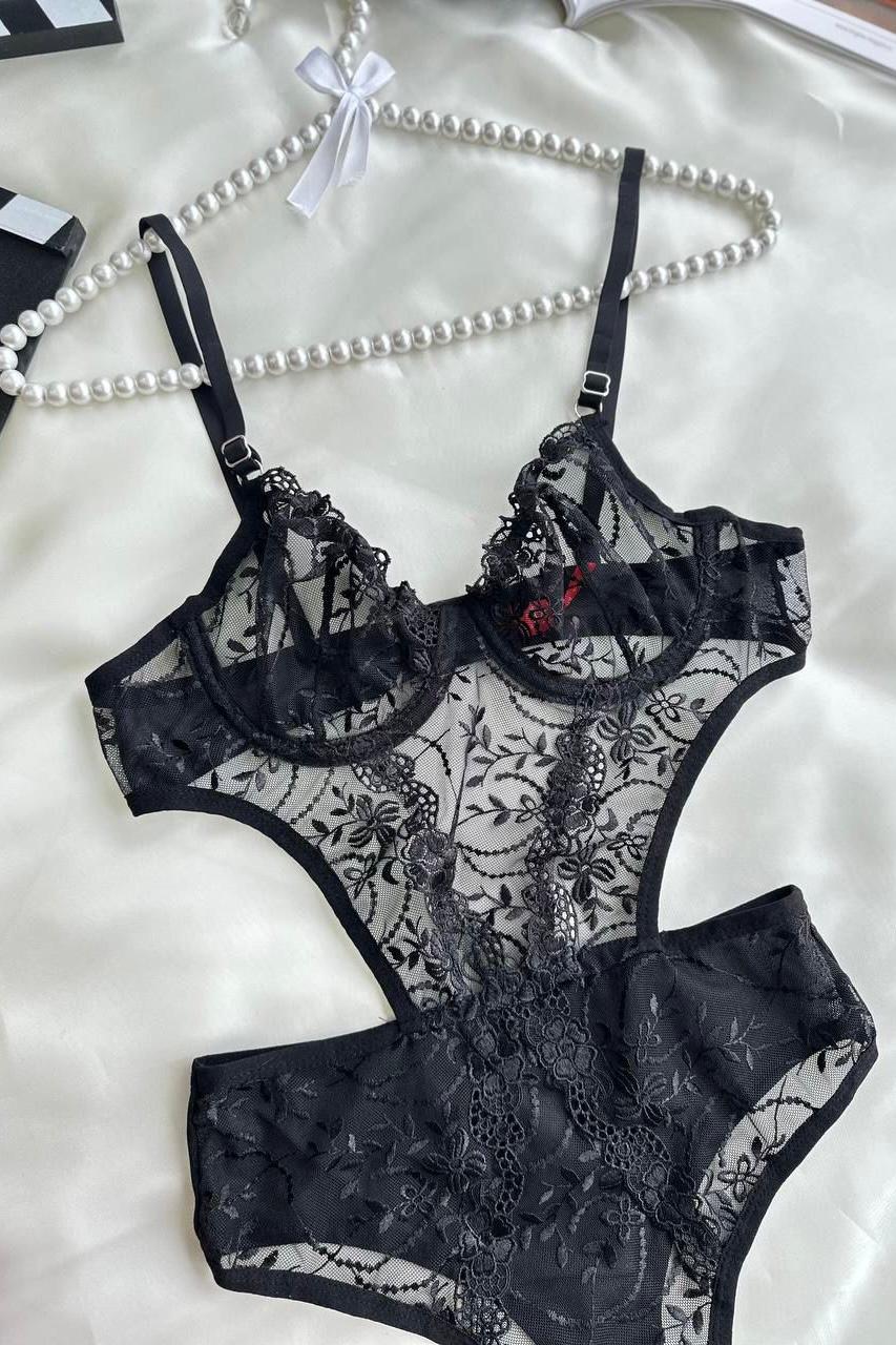 Odette Black Bodysuit