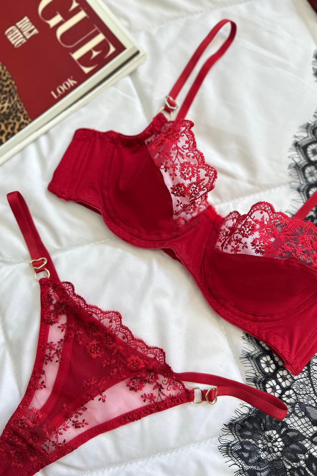 Sophie Kırmızı Dantel Detaylı Exclusive Bralet Set